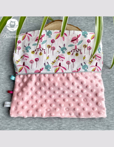 Doudou bébé carré plat tout doux fait main avec étiquette