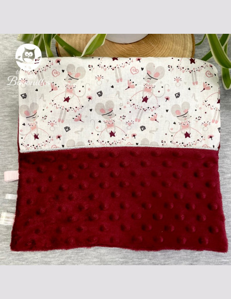 Doudou bébé carré plat tout doux fait main avec étiquette fille souris