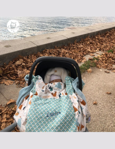 Couverture polaire fait main loup