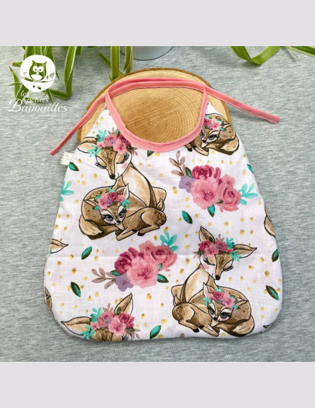 Grand bavoir bébé éponge fait main biche Grand bavoir bébé éponge fait main biche