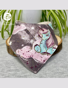 Bavoir bandana imperméable licorne grise