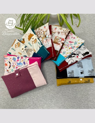 Protège carnet de santé fait main.