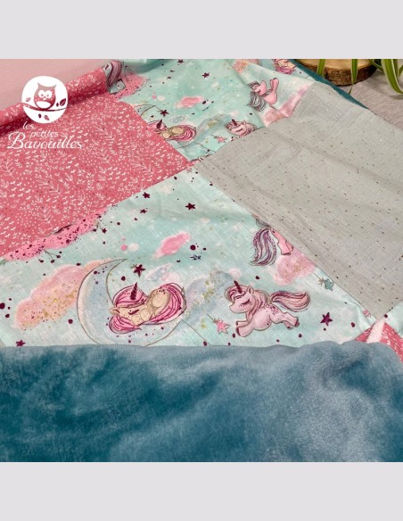 Couverture licorne vert d'eau