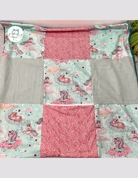 Couverture licorne vert d'eau