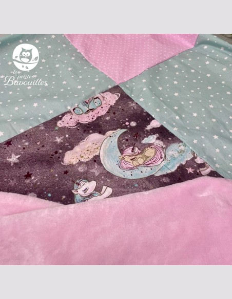 Couverture licorne grise