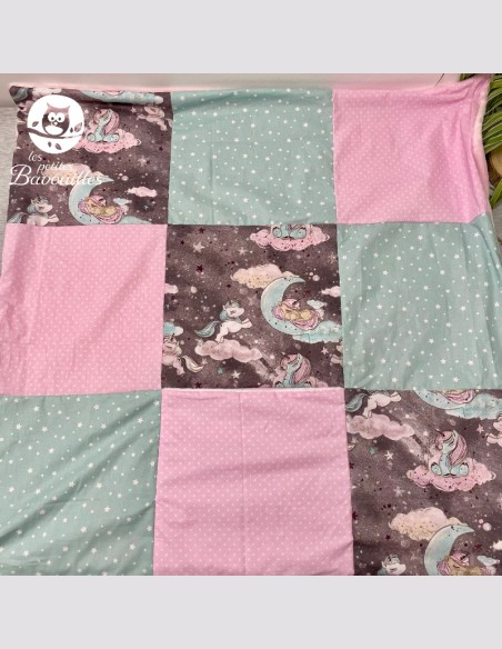 Couverture licorne grise