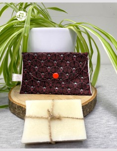 Range savon bordeaux
