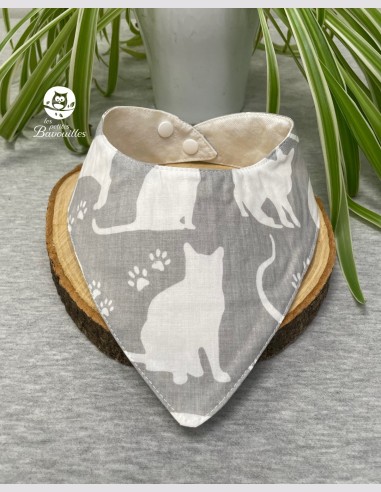 Bavoir bandana imperméable chat gris