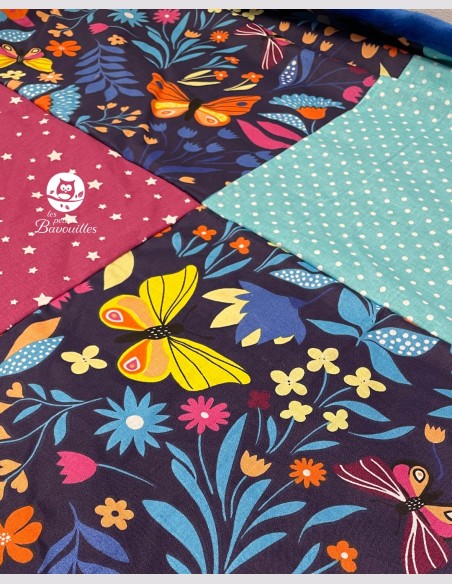 couverture bébé fait main papillon bleu